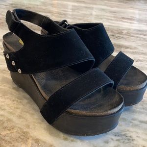 Wedges/platforms